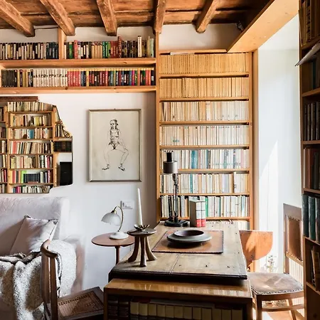 Classic And Chic In Trastevere * Rome