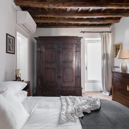 Classic And Chic In Trastevere شقة روما
