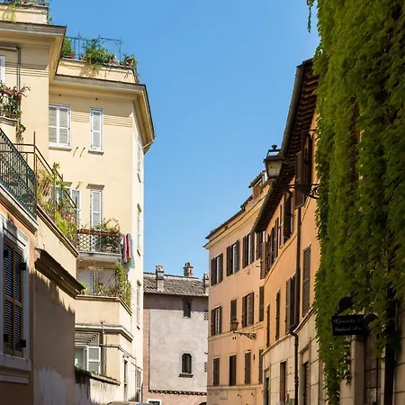 Classic And Chic In Trastevere روما
